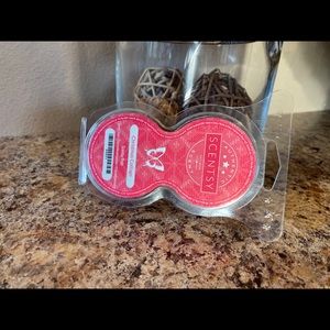Scentsy Go Pods - Christmas Cottage